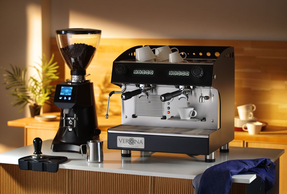 Verona Kaffeemaschine Julia Compact, 2-gruppig, automatisch