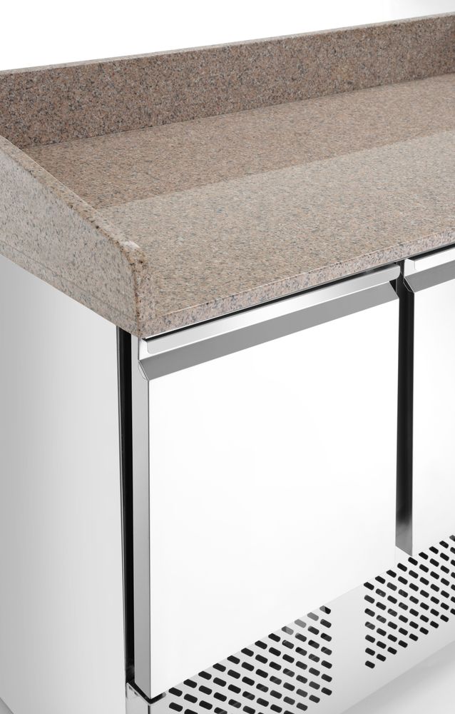 Arktic Pizzatisch, dreitürig mit Aufsatzkühlvitrine 380+40L