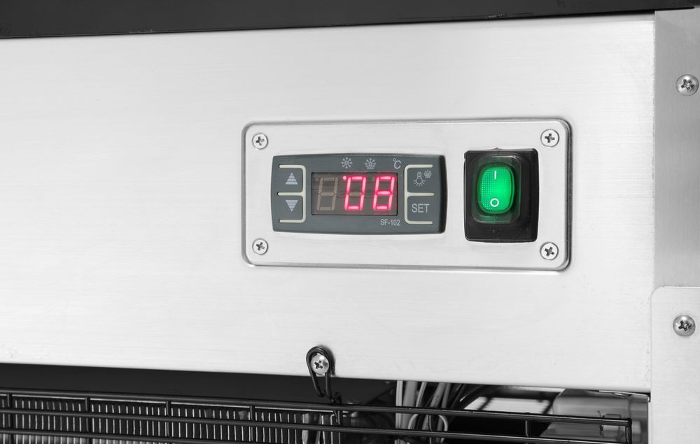 Arktic Kühlvitrine mit 3 geneigten Regalen