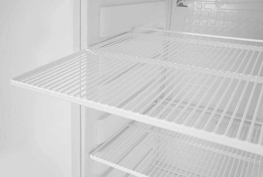 Arktic Kühlschrank in weiß lackiertem Stahlgehäuse