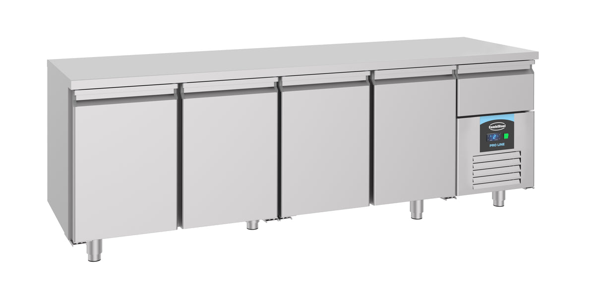 Combisteel Kühltisch 4 Türen, Serie 700 (7489.5167)