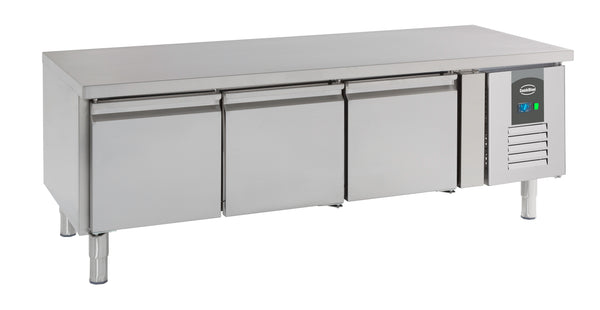 Combisteel Kühltisch 650 Hoch 3 Türen, 1600 x 700 x 650 mm
