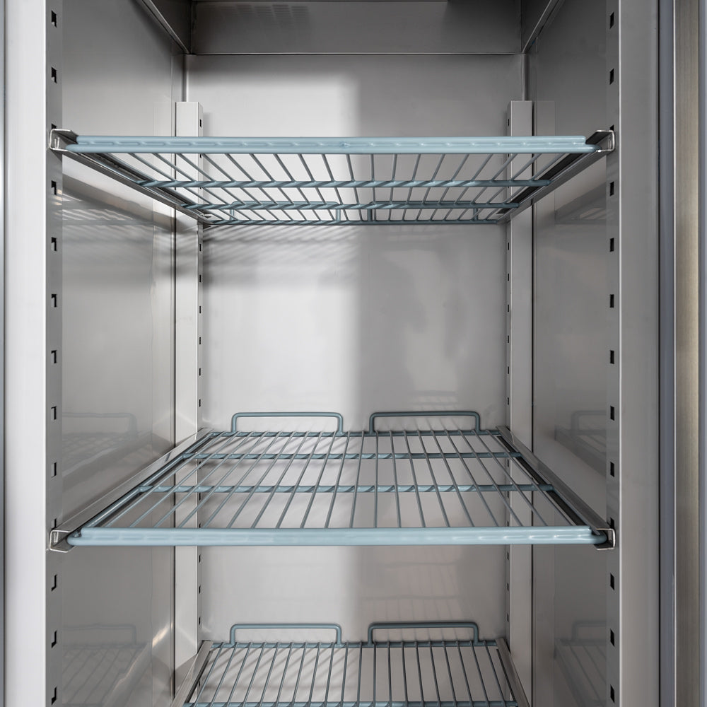 Stalgast Starline Edelstahl Tiefkühlschrank mit Rädern, GN 2/1, 740x830x2010 mm (BxTxH), 650 L