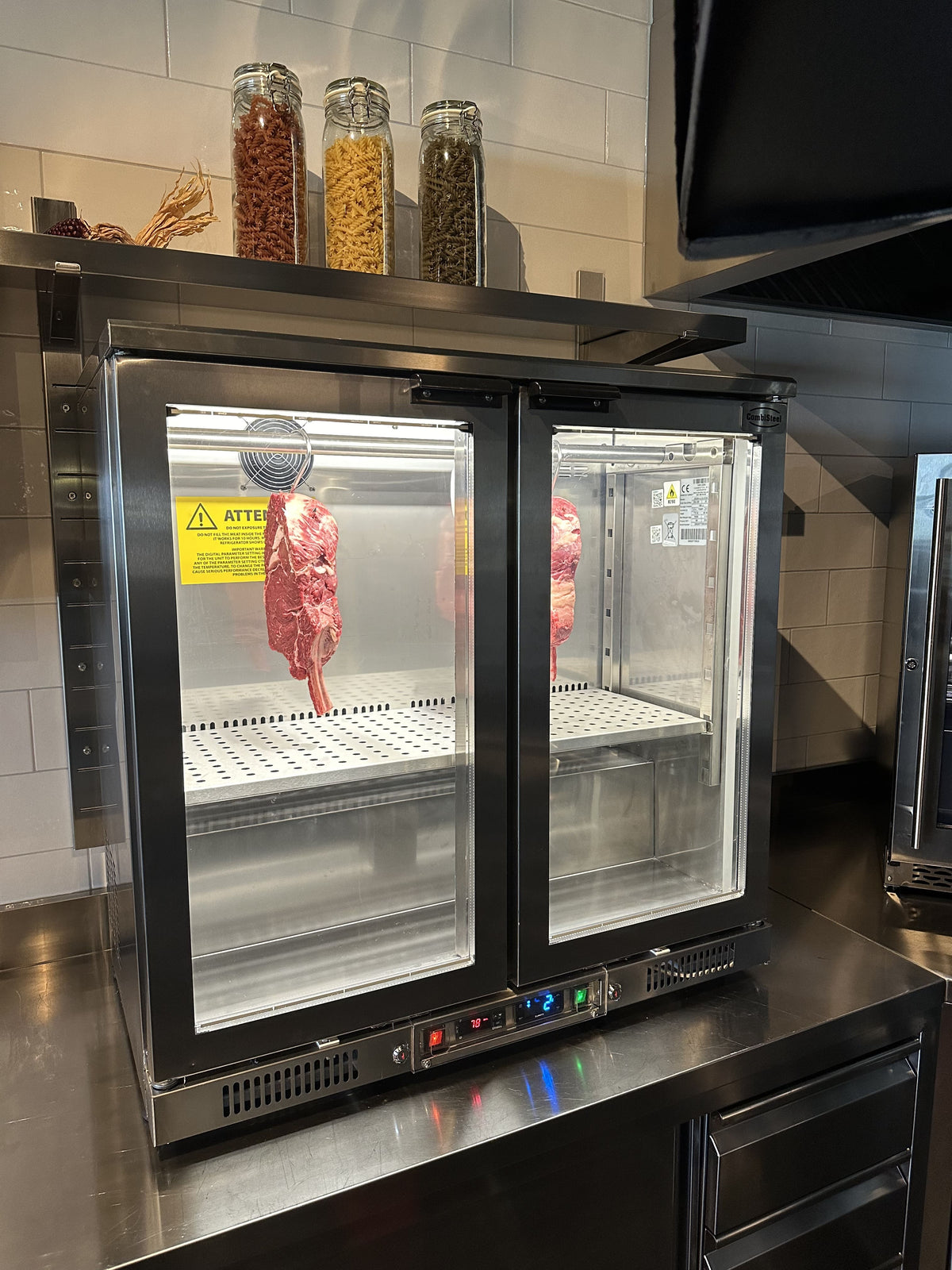 Combisteel Dry Age Schrank 198l
