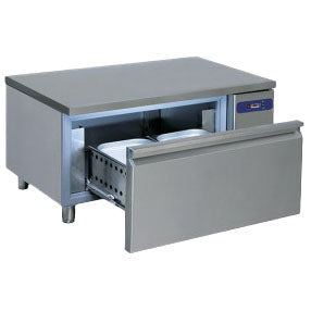 Tiefkühlunterbau mit 1 Schubladen GN 2/1 H=150 mm für Kochgeräte, B=1200 mm